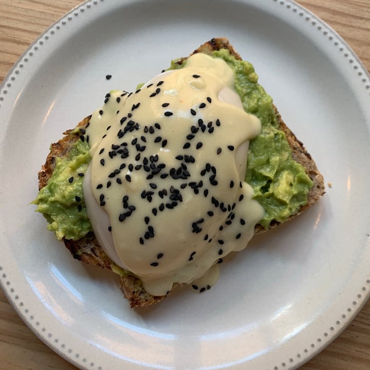 review photo of Frutas Prohibidas Huevos Venedict shared by @gechauca28 on 16 Mar 2021 - review