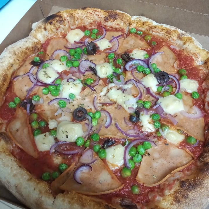 photo of Pizza Power Vegan Portuguesa shared by @juliasilva on  22 Sep 2022 - review