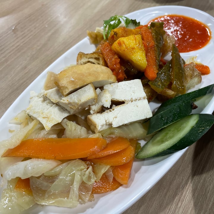 photo of Chee Wei Vegetarian Chicken Rice shared by @keifeewowo on  29 Jun 2022 - review