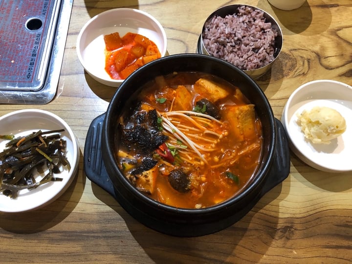 review photo of The Boneless Kitchen Soondubu Jjigae (Soft Tofu Stew) shared by @hehehehe on 07 Mar 2020 - review