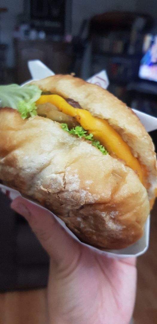 photo of Goy’s Burgers Hamburguesa sencilla shared by @virigf on  31 Mar 2020 - review
