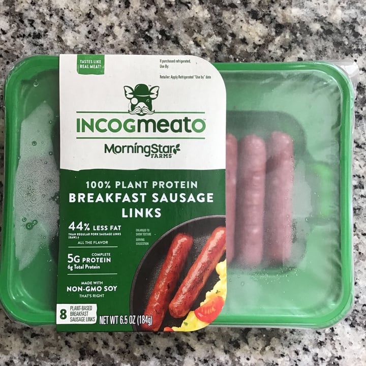 review photo of Incogmeato Breakfast Sausage Links shared by @veganhooch on 23 Sep 2021 - review