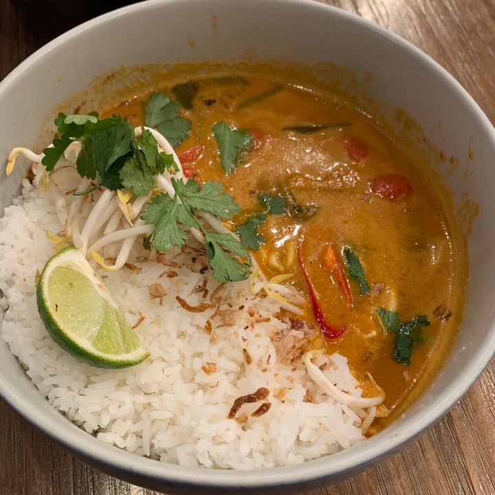 photo of Genius Central Singapore Thai Red Curry shared by @kennethchootv on  30 Apr 2021 - review