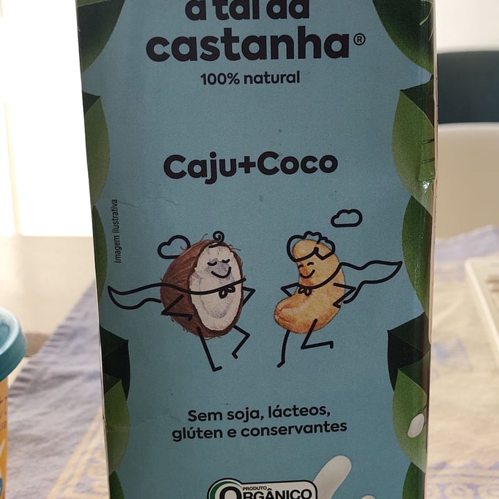 photo of A Tal da Castanha Leite de caju + coco (1 litro) shared by @paolettabrun on  25 Feb 2022 - review