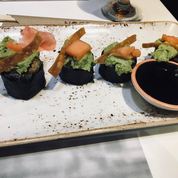 photo of Udon Vegan papaya roll shared by @aroleia on  27 Sep 2020 - review