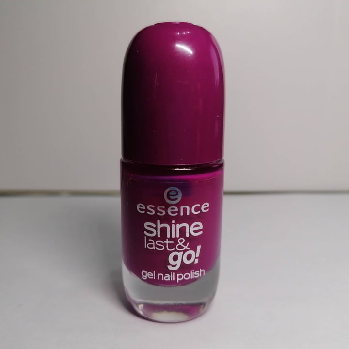 photo of Essence Cosmetics Shine Last & Go Gel Nail Polish shared by @desyc on  11 Apr 2021 - review