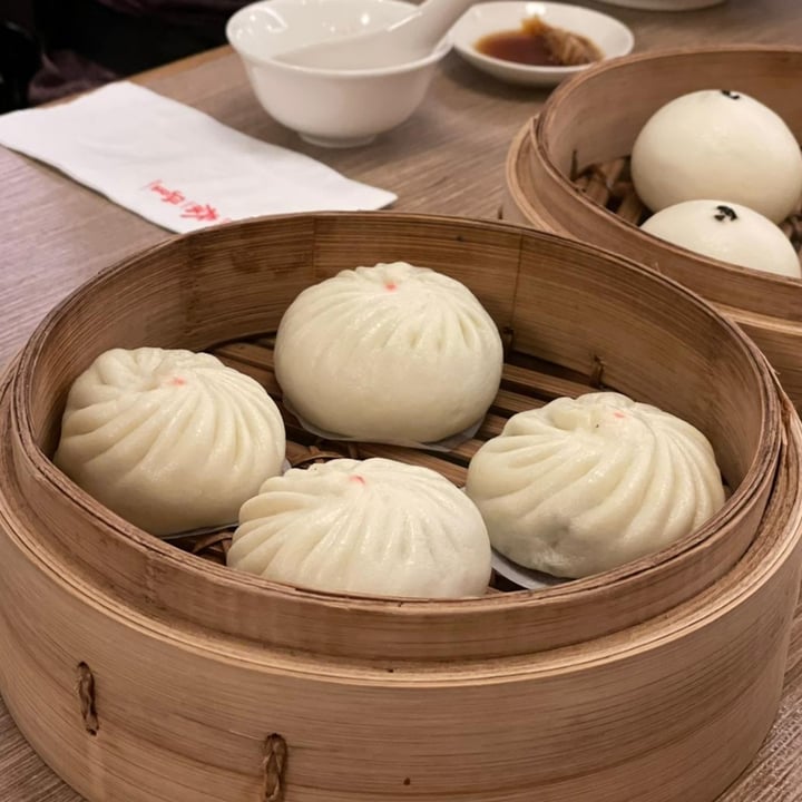 photo of Din Tai Fung Steamed Vegetarian Buns shared by @cody on  19 Nov 2020 - review
