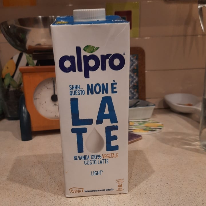 photo of Alpro Shhh… Questo Non È  Latte Light shared by @giuliadentice on  19 Sep 2022 - review