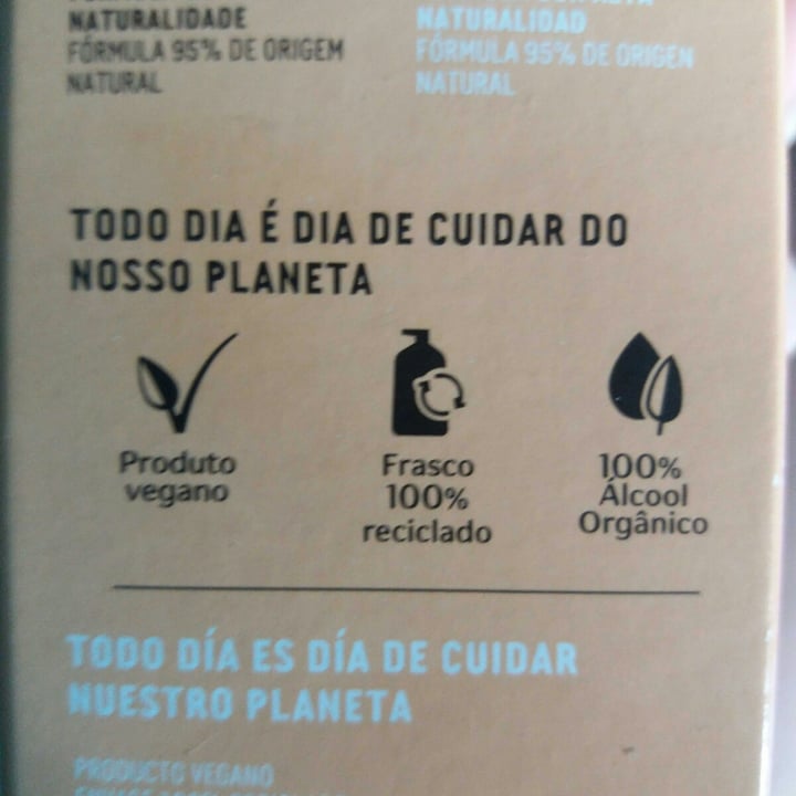 photo of Natura Body splash shared by @isaaribeiro on  29 Jan 2022 - review