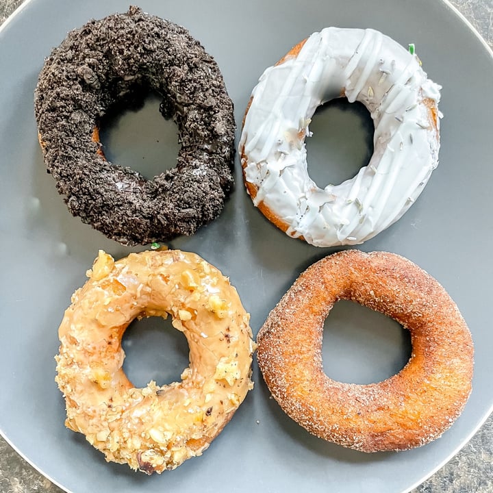 review photo of Maverick's Donut Company Various Doughnuts shared by @huminahummus on 15 Jul 2021 - review