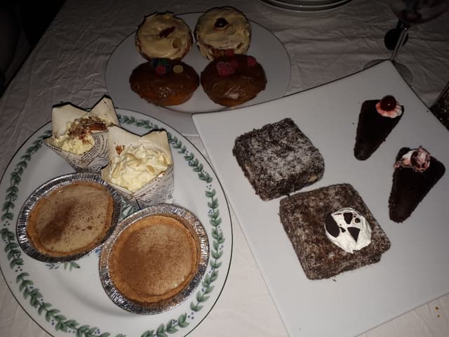 Foto del piatto “Desserts”
