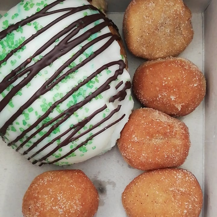 photo of Grumpy & Runt | Little Deli & Donuts Assorted donuts shared by @maxinenosworthy on  25 Sep 2021 - review