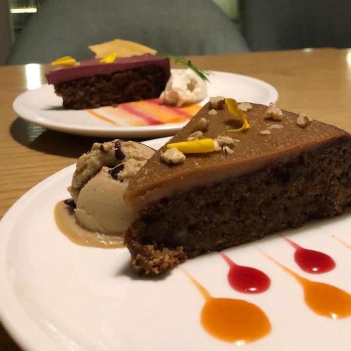 review photo of Plant Cafe Date cake shared by @jumsm on 22 Jan 2022 - review