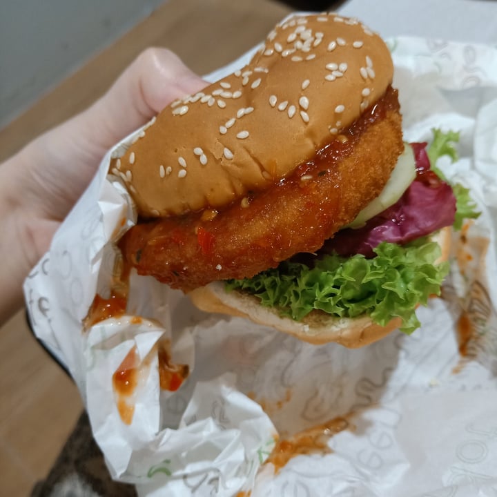 photo of Greendot Rivervale Mall (Take-away Only) Thai Spicy Konnyaku Burger shared by @eunagi on  30 Apr 2021 - review