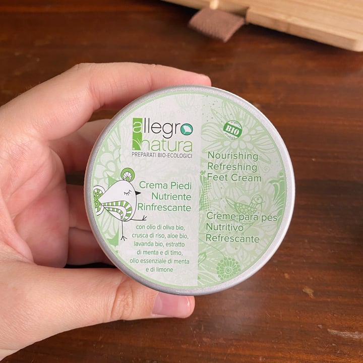 review photo of Allegro Natura Crema piedi nutriente e rinfrescante shared by @rebeccasechi on 17 May 2022 - review