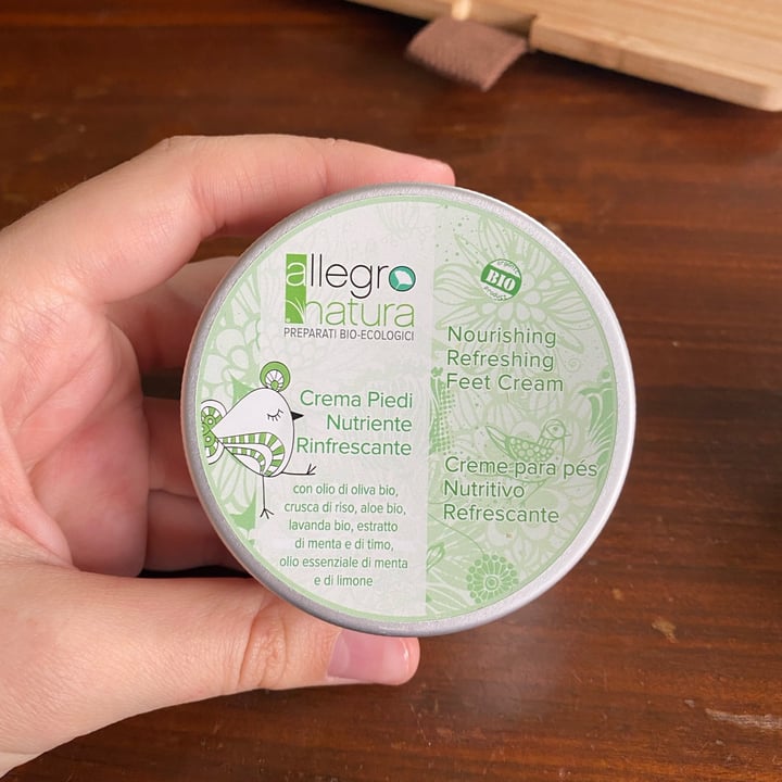 photo of Allegro Natura Crema piedi nutriente e rinfrescante shared by @rebeccasechi on  17 May 2022 - review