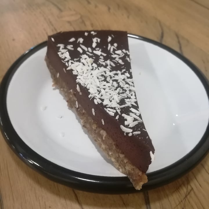 photo of Wild & The Moon Chocolate cake shared by @juliastepanenko on  20 Apr 2022 - review