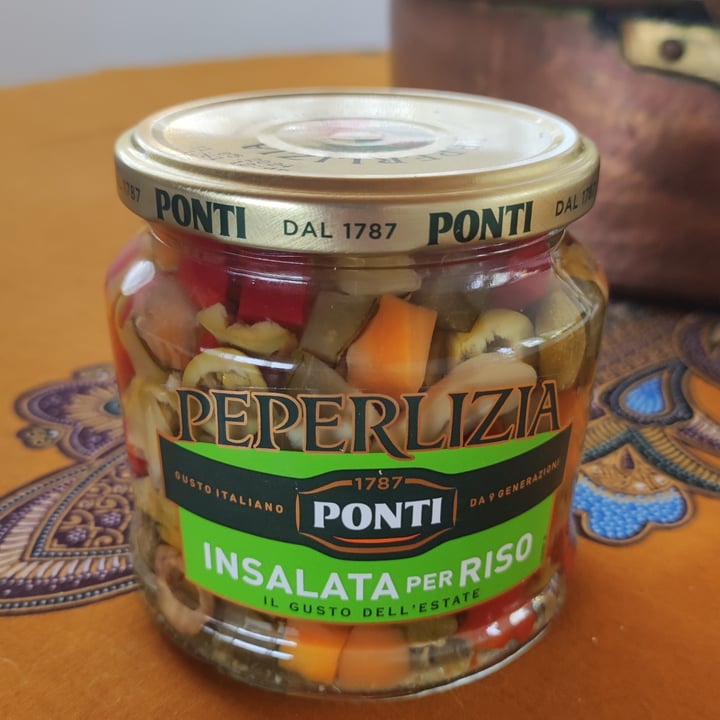 photo of Peperlizia insalata per riso shared by @elenaielasi on  21 Jun 2022 - review