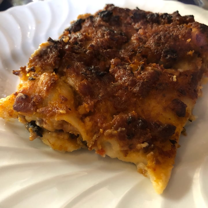 photo of Fonderia Gastro Bistrot Lasagna al ragù di legumi shared by @monicagugu82 on  11 Apr 2022 - review