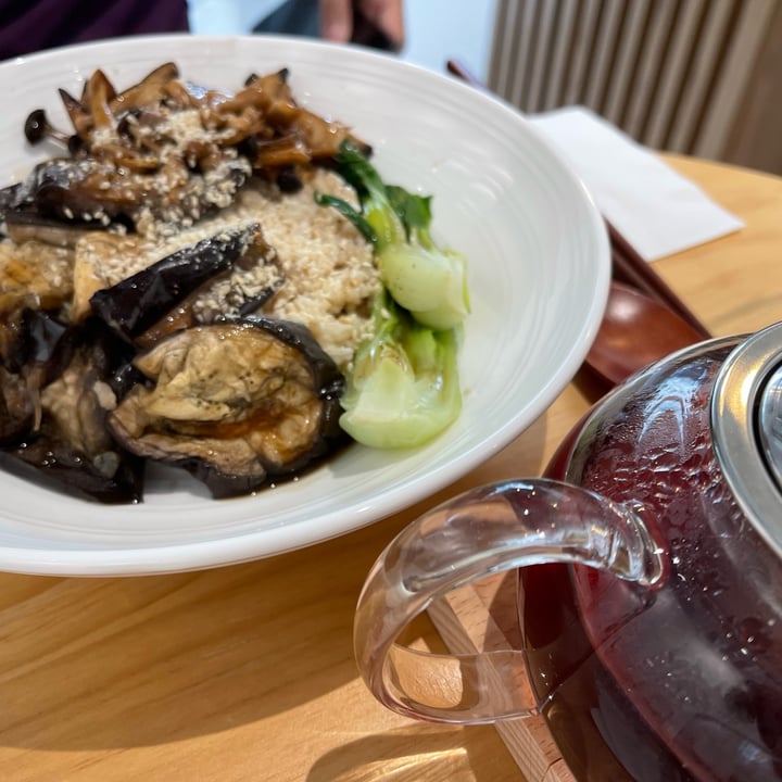review photo of Lilac Oak Baked Maple Miso Vegetables on Sesame Rice shared by @superdupersumi on 28 Feb 2022 - review