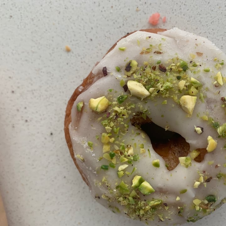 photo of Rumsy's Noose Cardamom And Pistachio Donut shared by @judymiddup on  15 Nov 2020 - review