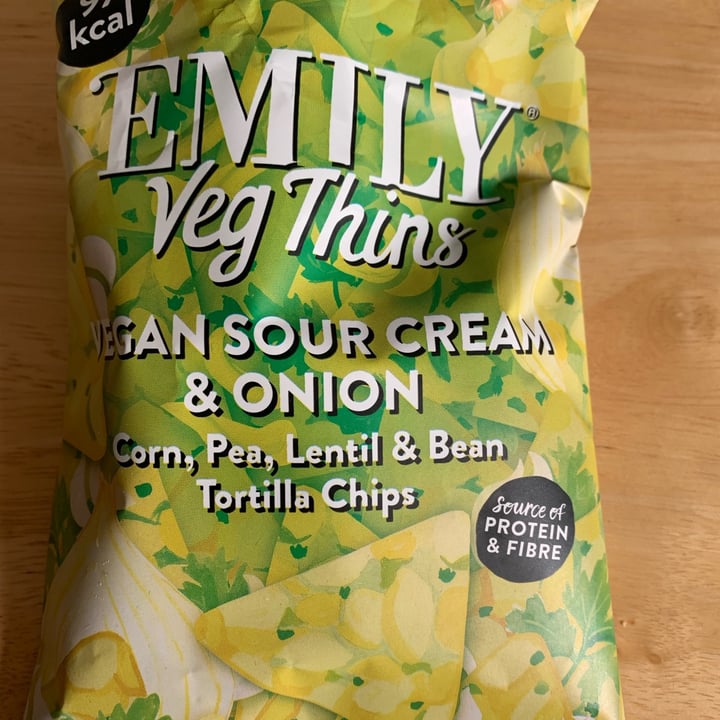 photo of Emily Veg Thins Vegan Sour Cream And Onion shared by @bolpar12 on  19 Oct 2022 - review