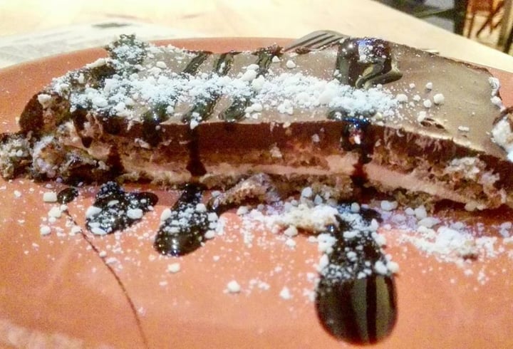 photo of La Oveja Negra taberna vegana. Tarta de chocolate shared by @mimivi on  31 Jul 2019 - review