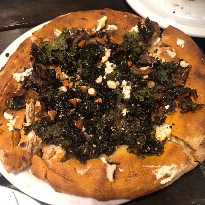 review photo of Almacen de Pizzas (Leloir) Pizza “champis” shared by @sxfiasmith on 24 Jan 2022 - review