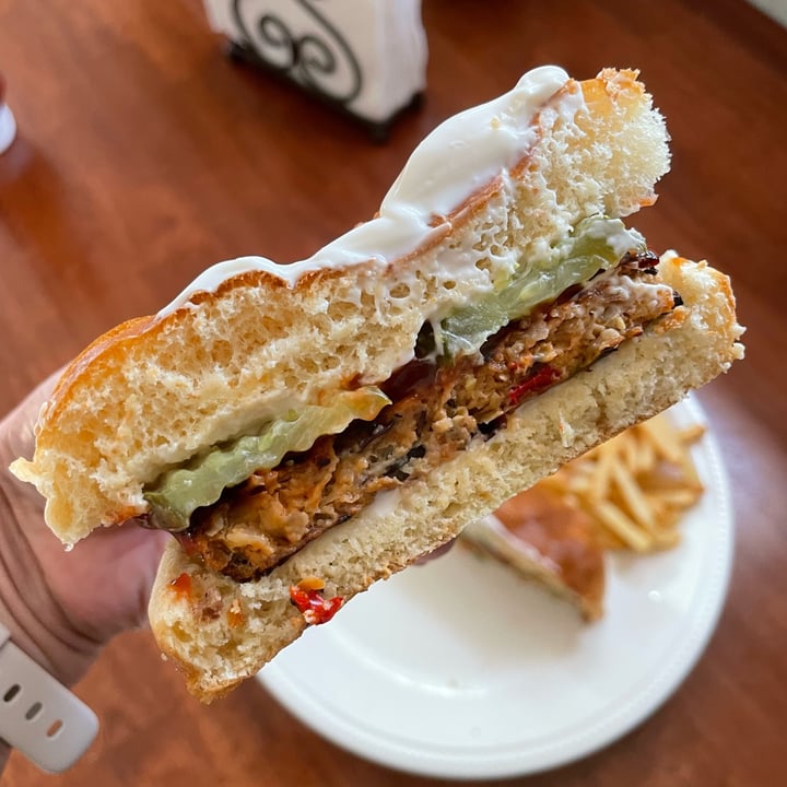 photo of ShopRite Chipotle Veggie Burger shared by @reneemarie on  23 Jul 2022 - review