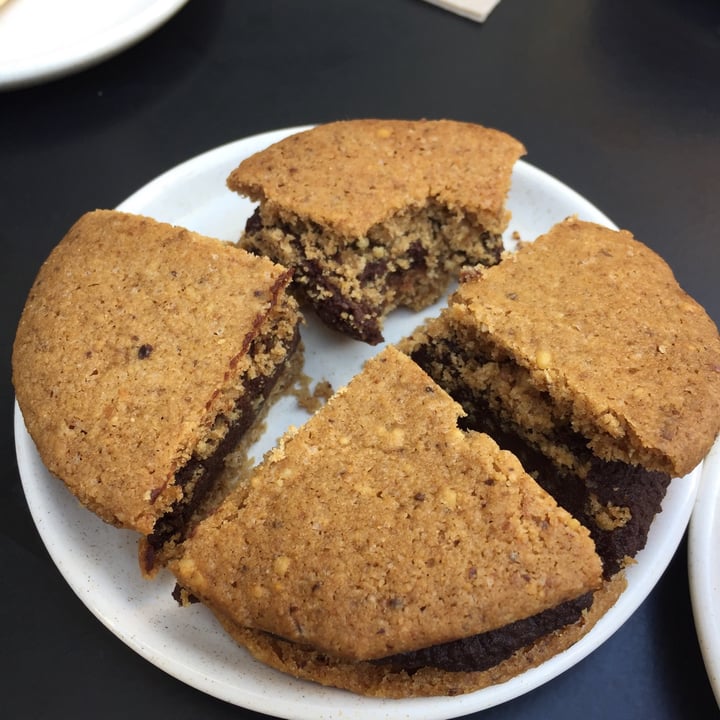 review photo of BORJA SPECIALTY COFFEE Alfajor de nuez con ganache shared by @katherinejagodnik on 06 Feb 2021 - review