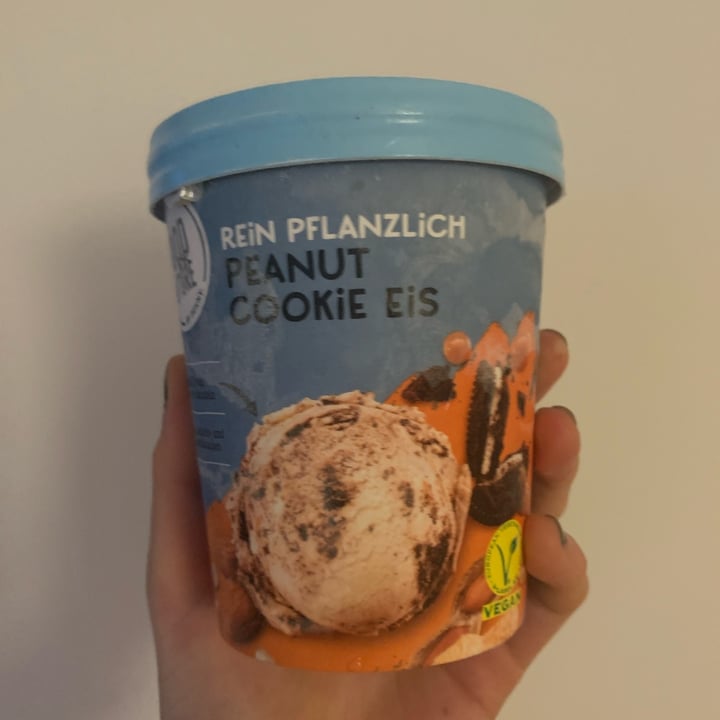 photo of Food For Future Peanut Cookie Eis Rein Pflanzlich shared by @veganbypauline on  25 Jan 2022 - review