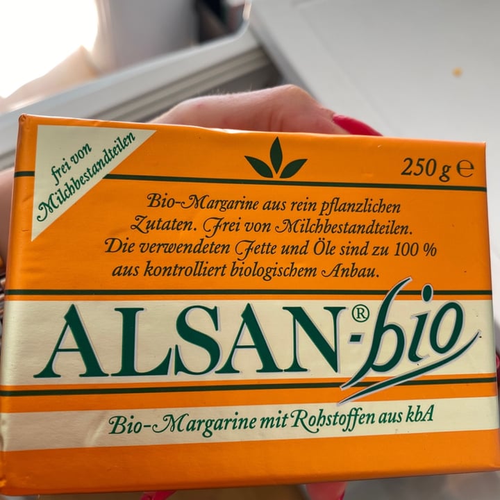 photo of Alsan Alsan bio shared by @ischmi on  23 Jul 2020 - review