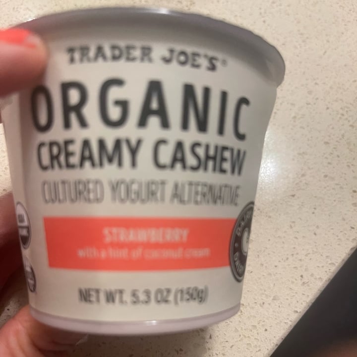 photo of Trader Joe's Organic Creamy Cashew Cultured Yogurt Alternative Strawberry shared by @retorres on  02 May 2022 - review
