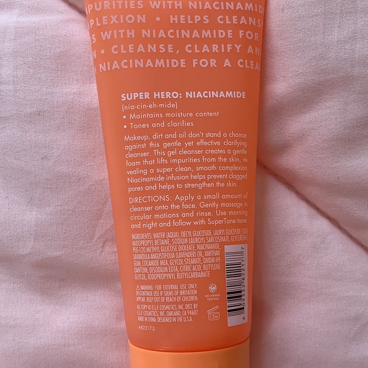 photo of e.l.f. Cosmetics Superclarify Face wash shared by @lychee on  19 Dec 2021 - review