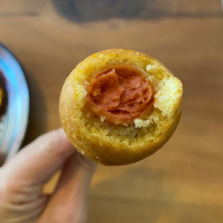 photo of MorningStar Farms Veggie Corn Dogs shared by @curvycarbivore on  24 May 2021 - review
