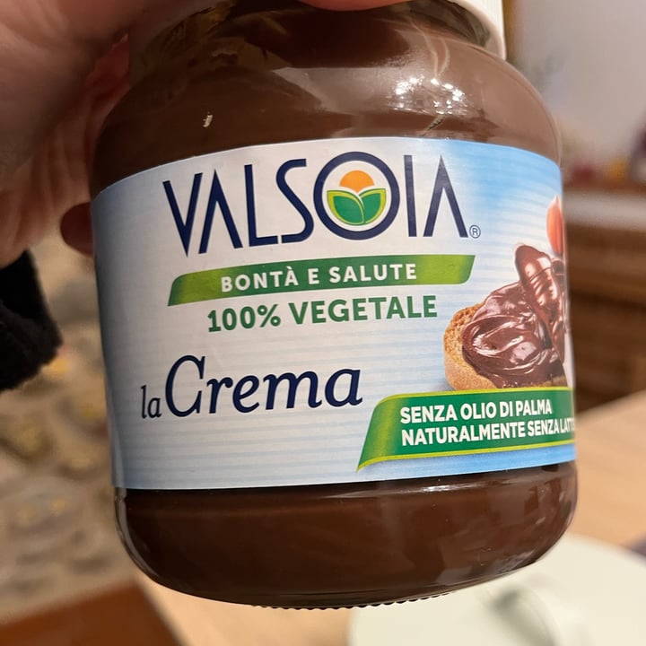 photo of Valsoia Crema alla nocciola shared by @amyberti6 on  19 Nov 2022 - review