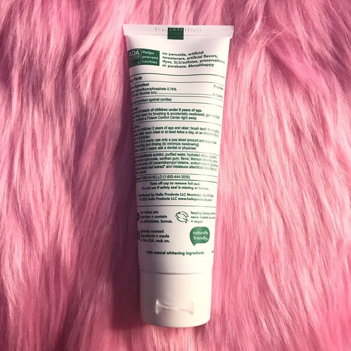 photo of Hello Farm Grown Mint Toothpaste shared by @veganforanimal on  26 Aug 2022 - review