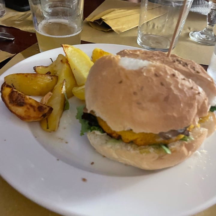 photo of Old Square Vegan Square shared by @msr95 on  06 Oct 2022 - review