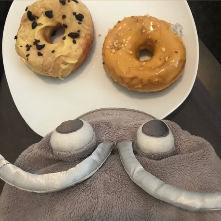 photo of Brammibal's Donuts Caramel Hazelnut shared by @der-minniefisch on  14 Jun 2021 - review