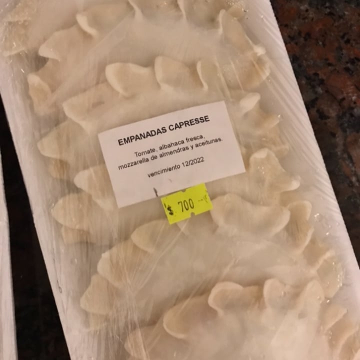 photo of Pachamama Colorada - Dietetica Empanadas Capresse Congeladas shared by @valexika on  01 Dec 2022 - review