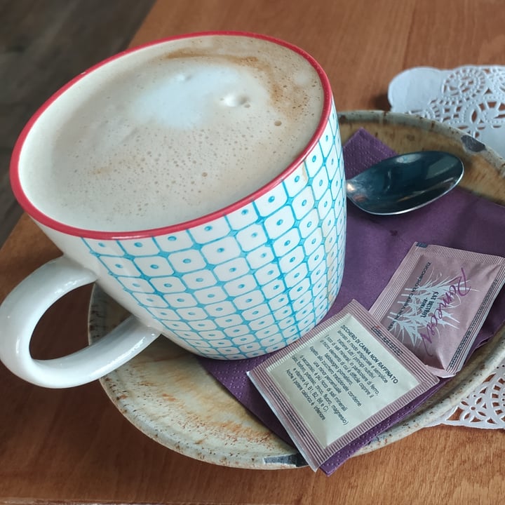 review photo of Romeow Cat Bistrot Cappuccino con latte di soia shared by @martinaaaaa on 27 Feb 2022 - review