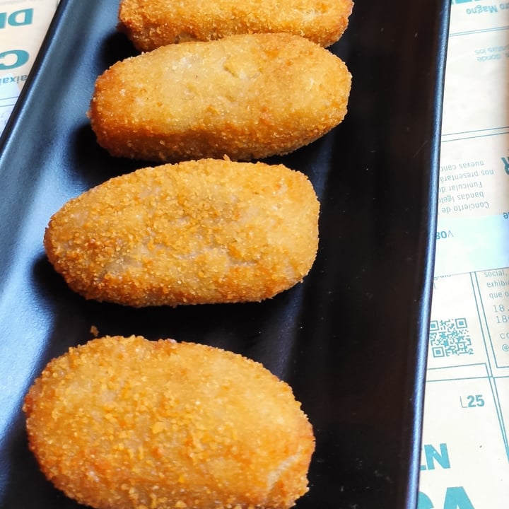 photo of Viva Chapata Croquetas shared by @celiaveglove on  02 Apr 2022 - review