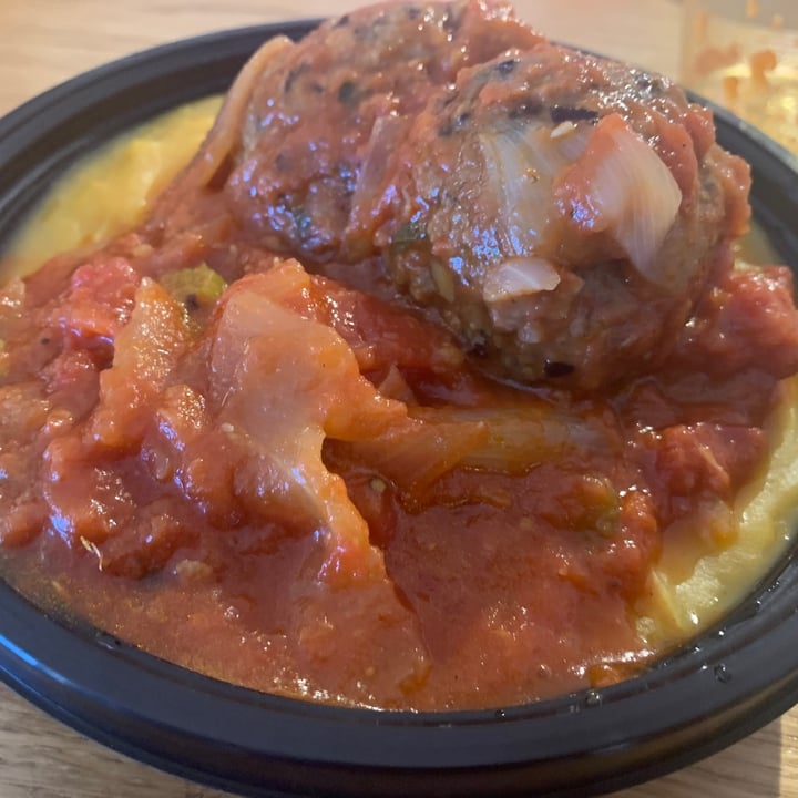 photo of הטבעונית J17 Soy Balls With Root Mash shared by @forrestmck on  12 Jan 2021 - review