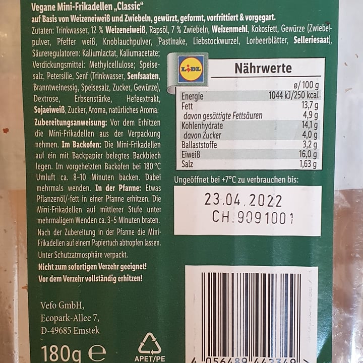 photo of Vemondo Vegane frikadelle shared by @silkesmooth on  22 Apr 2022 - review