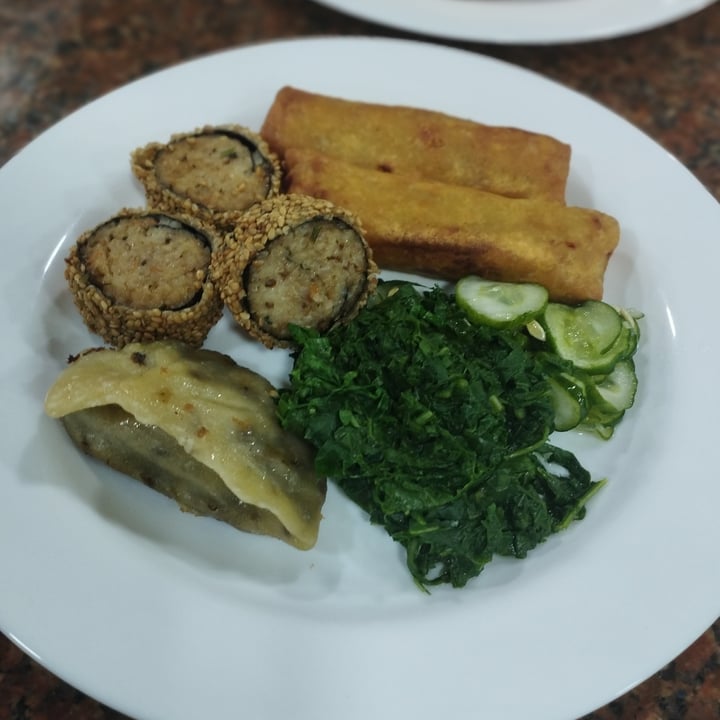 photo of Tiem Tai Fon Restaurante Vegetariano Self Service Com Opções Veganas shared by @alesjakll on  20 Aug 2022 - review