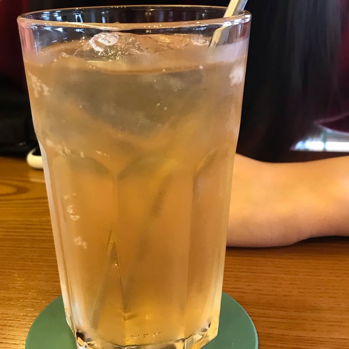 review photo of Well Loft Peach kombucha shared by @ameliaaa on 21 Dec 2020 - review