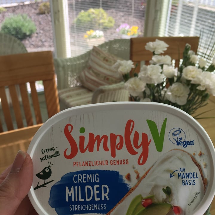 photo of Simply V Gourmet Spread Mild shared by @egregora on  16 May 2022 - review