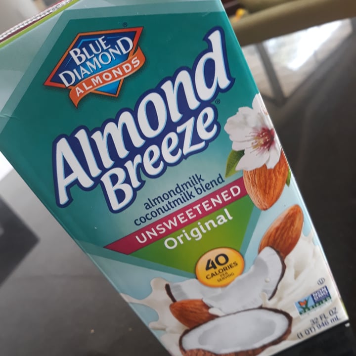 photo of Blue Diamond Almondmilk coconutmilk blend Unsweetened shared by @memamw on  11 Feb 2021 - review