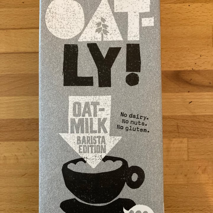 photo of Oatly Oat Drink Barista Edition  shared by @mandyleigh on  14 Sep 2021 - review