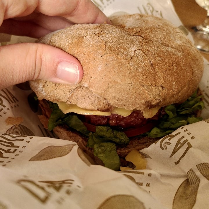 photo of La Pepita Hamburguesa vegana shared by @miriamqtt on  14 Mar 2021 - review